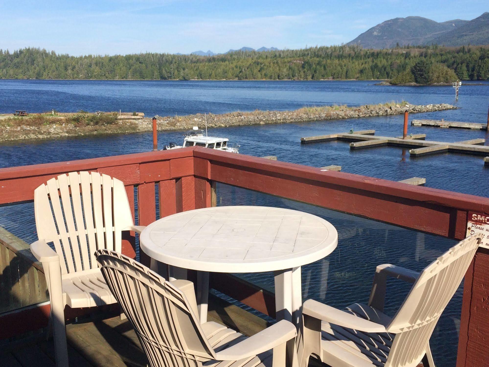 Island West Resort Ucluelet Εξωτερικό φωτογραφία